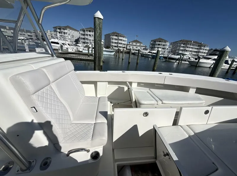 Slide: The Image of SeaVee 390Z 2015 - 5759460