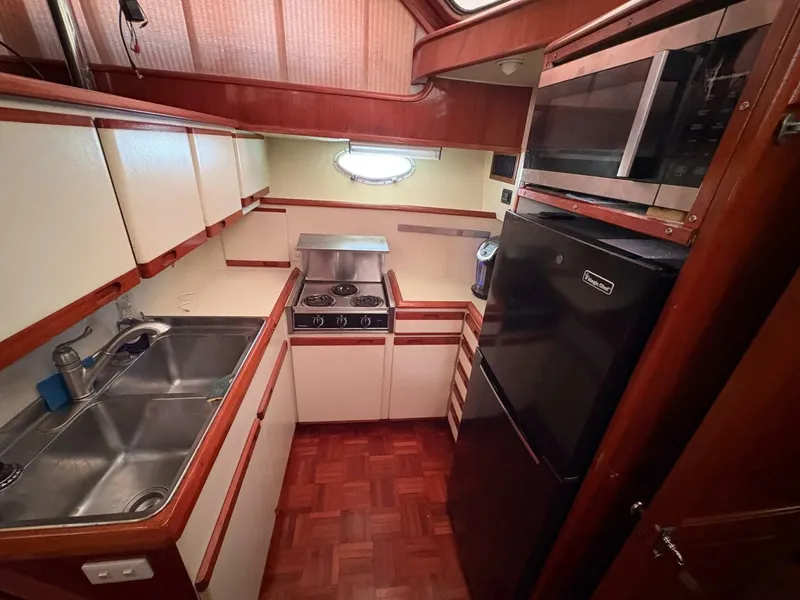 Slide: The Image of Aquarius 45 1988 - 5634600