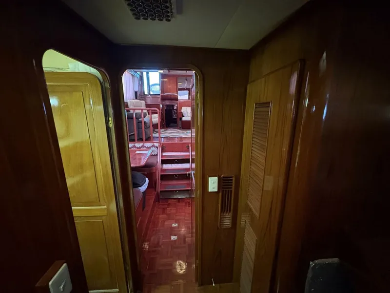 Slide: The Image of Aquarius 45 1988 - 5634603