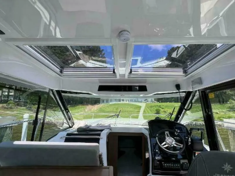 Slide: The Image of Jeanneau NC 895 2020 - 5634882