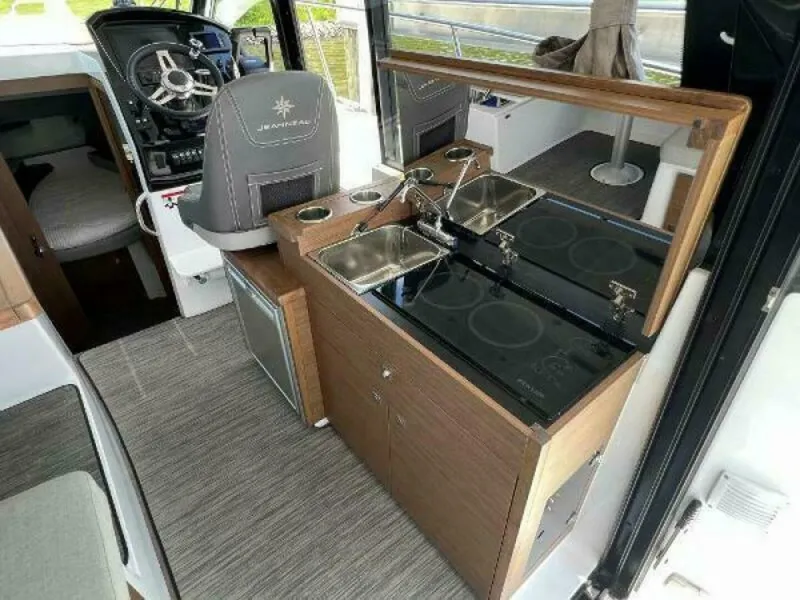 Slide: The Image of Jeanneau NC 895 2020 - 5634892