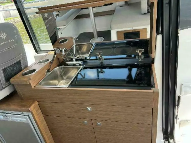 Slide: The Image of Jeanneau NC 895 2020 - 5634893