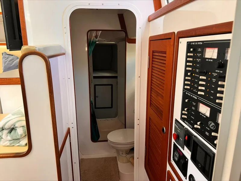 Slide: The Image of Endeavour Trawler Cat 36 2002 - 5646042