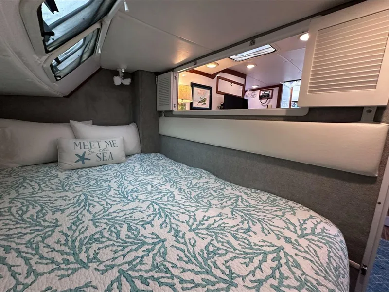 Slide: The Image of Endeavour Trawler Cat 36 2002 - 5639501