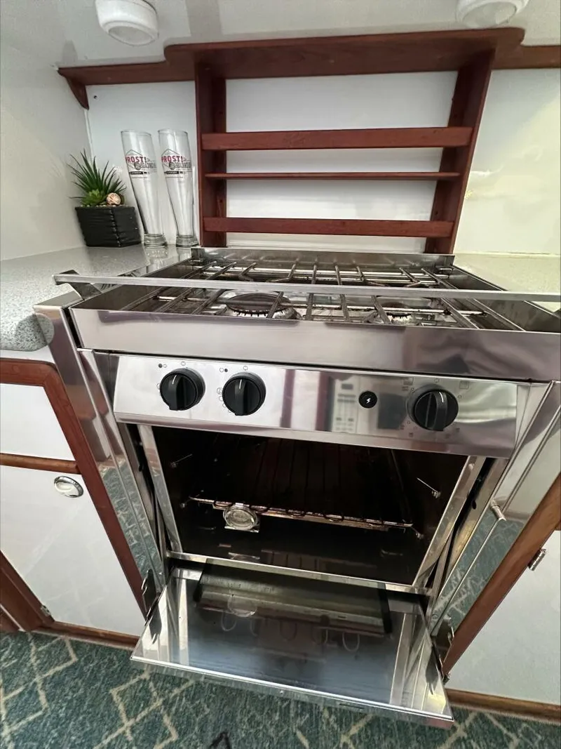 Slide: The Image of Endeavour Trawler Cat 36 2002 - 5639511