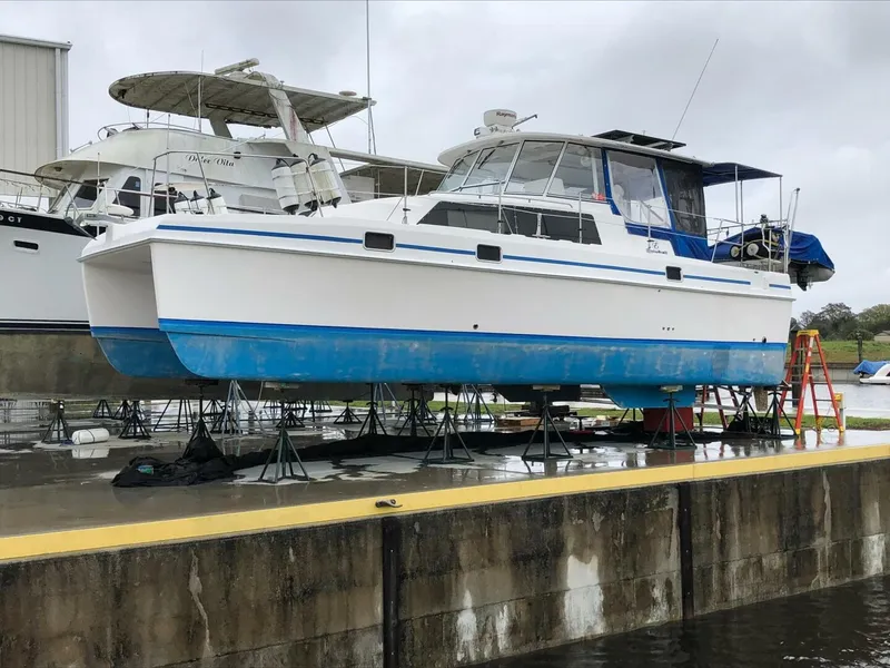 Slide: The Image of Endeavour Trawler Cat 36 2002 - 5639519