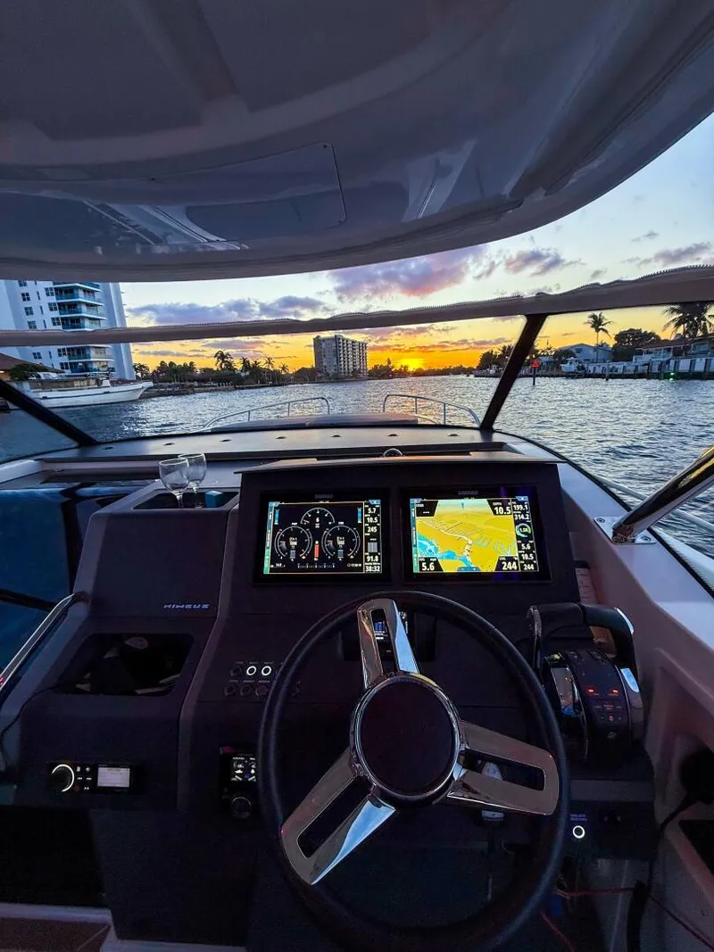 Slide: The Image of Nimbus T11 2022 - 5635923