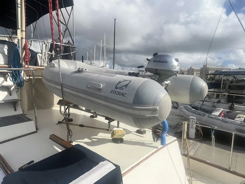 Slide: The Image of Grand Banks 42 Classic 1979 - 5798225