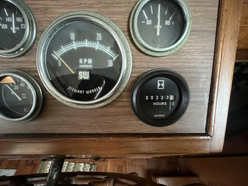 Slide: The Image of Grand Banks 42 Classic 1979 - 5798324