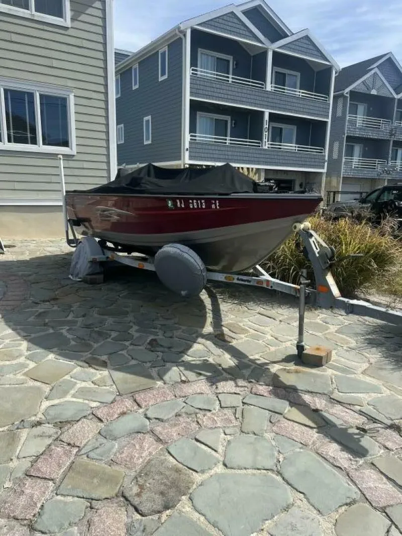 Slide: The Image of Crestliner 17 2013 - 5701790