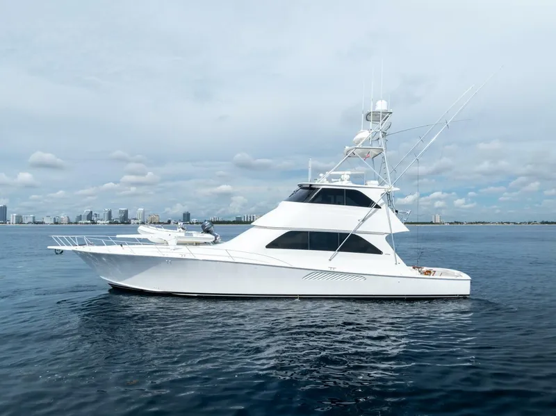 Slide: The Image of 2006 Viking 68 Enclosed Bridge - 5636878