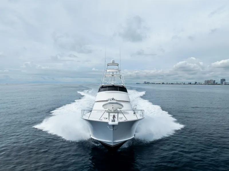 Slide: The Image of 2006 Viking 68 Enclosed Bridge - 5636880