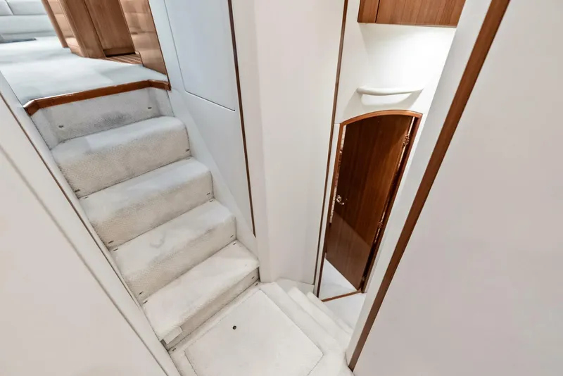 Slide: The Image of 2006 Viking 68 Enclosed Bridge - 5636753