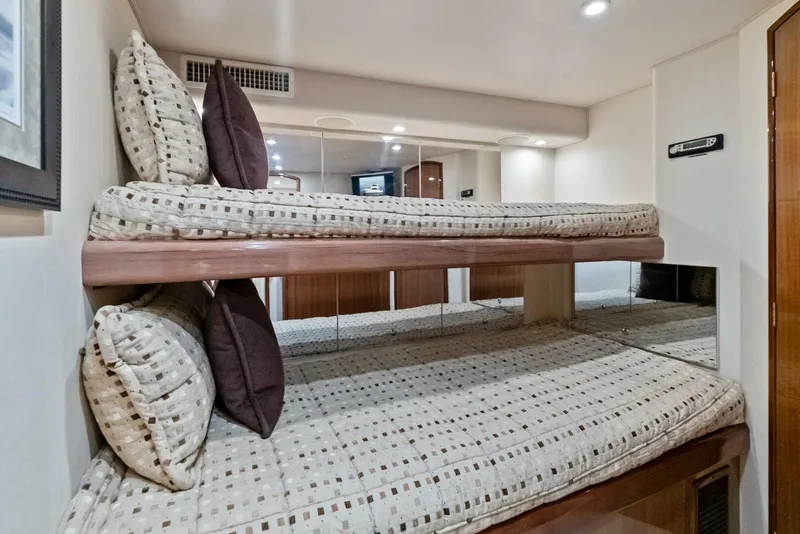 Slide: The Image of 2006 Viking 68 Enclosed Bridge - 5636761