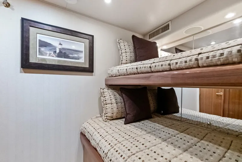 Slide: The Image of 2006 Viking 68 Enclosed Bridge - 5636763