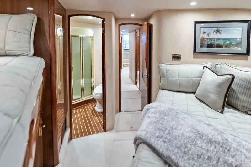 Slide: The Image of 2006 Viking 68 Enclosed Bridge - 5636780