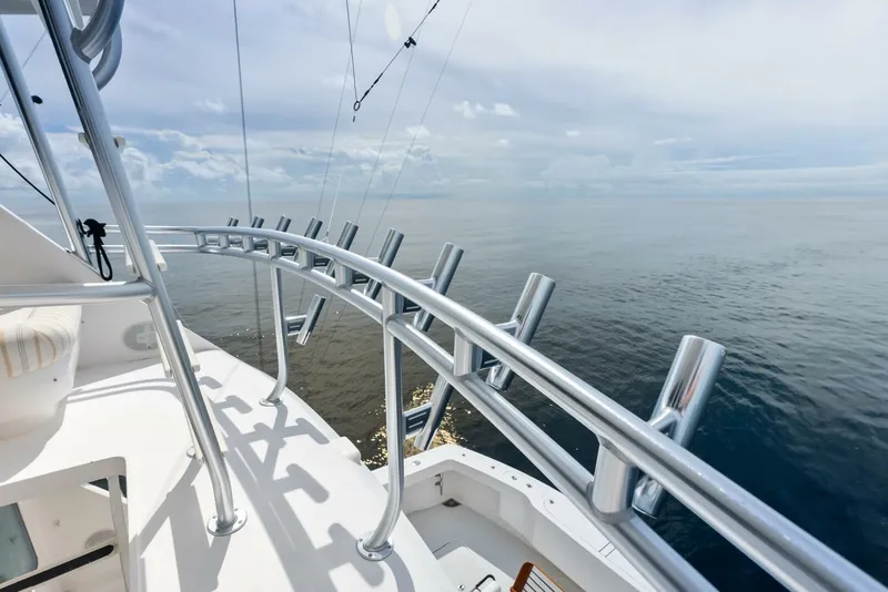 Slide: The Image of 2006 Viking 68 Enclosed Bridge - 5636786