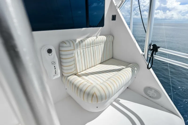 Slide: The Image of 2006 Viking 68 Enclosed Bridge - 5636789