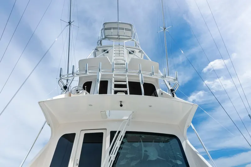 Slide: The Image of 2006 Viking 68 Enclosed Bridge - 5636796