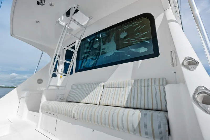 Slide: The Image of 2006 Viking 68 Enclosed Bridge - 5636797