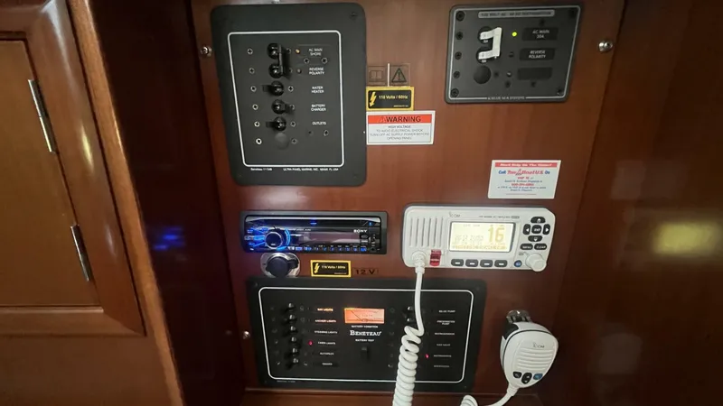 Slide: The Image of Beneteau Oceanis 323 2006 - 5640040