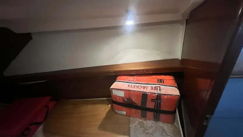 Slide: The Image of Beneteau Oceanis 323 2006 - 5640045