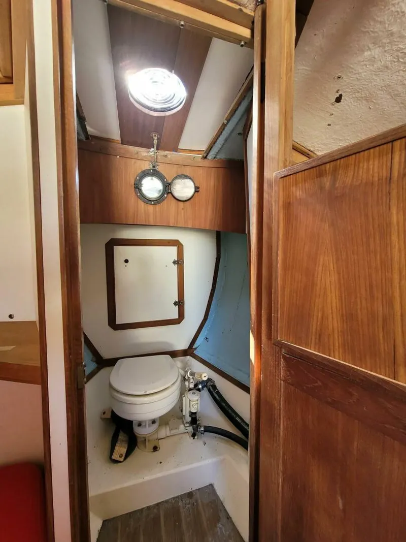 Slide: The Image of Classic 21' Catboat 1983 - 5637018