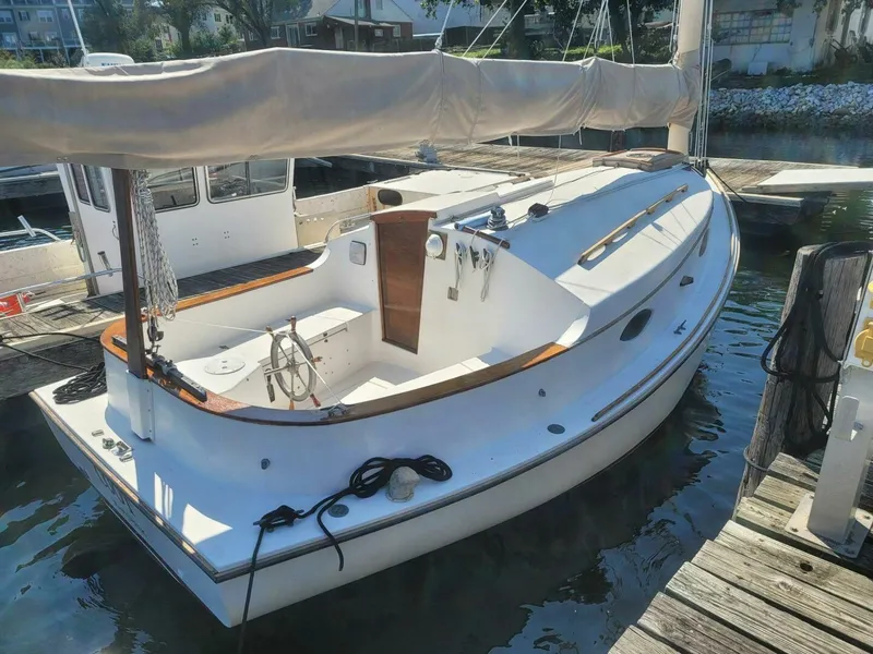 Slide: The Image of Classic 21' Catboat 1983 - 5637009