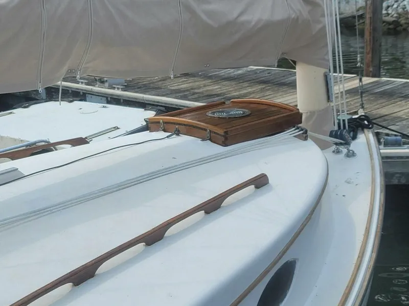 Slide: The Image of Classic 21' Catboat 1983 - 5637015