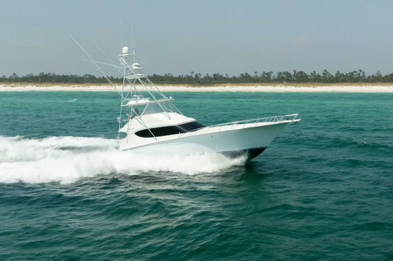 The Image of 2008 Hatteras 60 Convertible STBD Profile - 5637047