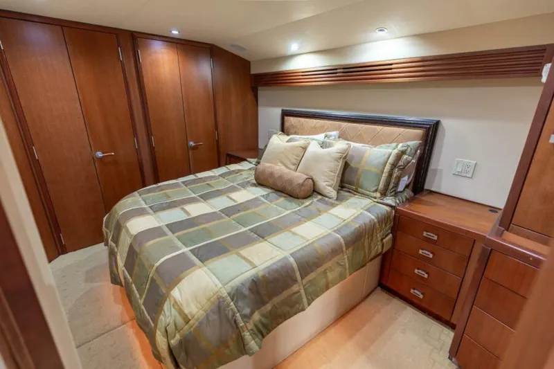 Slide: The Image of 2008 Hatteras 60 Convertible  Master Stateroom 3 - 5637058