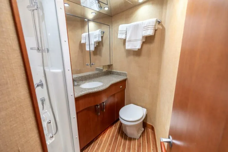 Slide: The Image of 2008 Hatteras 60 Convertible  Master Head - 5637059