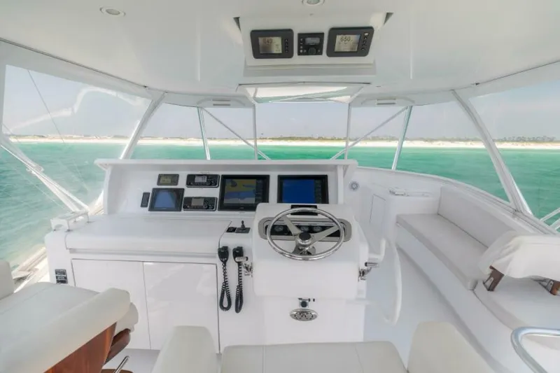 Slide: The Image of 2008 Hatteras 60 Convertible  Helm 3 - 5637067