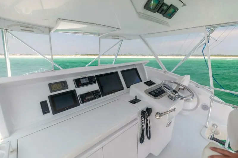 Slide: The Image of 2008 Hatteras 60 Convertible  Helm 5 - 5637069
