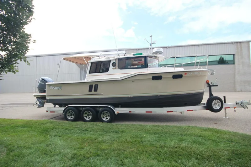 Slide: The Image of Ranger Tug R-27 Luxury Edition & Custom Trailer 2023 - 5637678