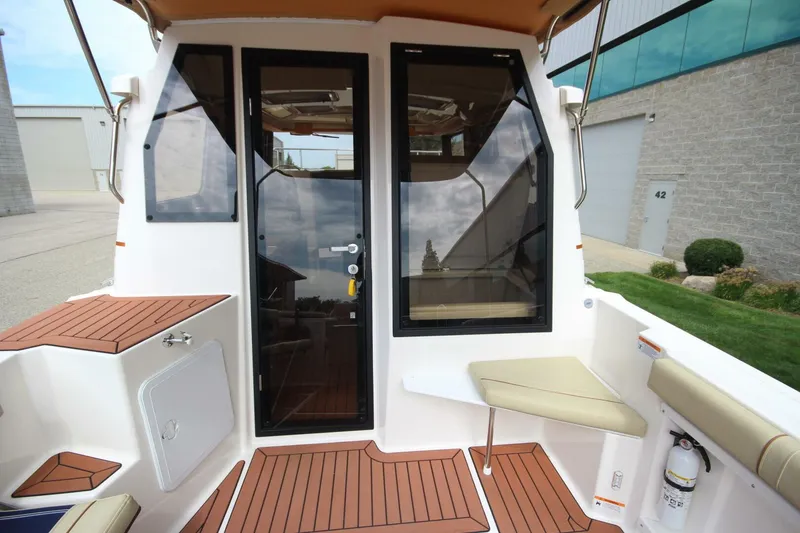 Slide: The Image of Ranger Tug R-27 Luxury Edition & Custom Trailer 2023 - 5637699