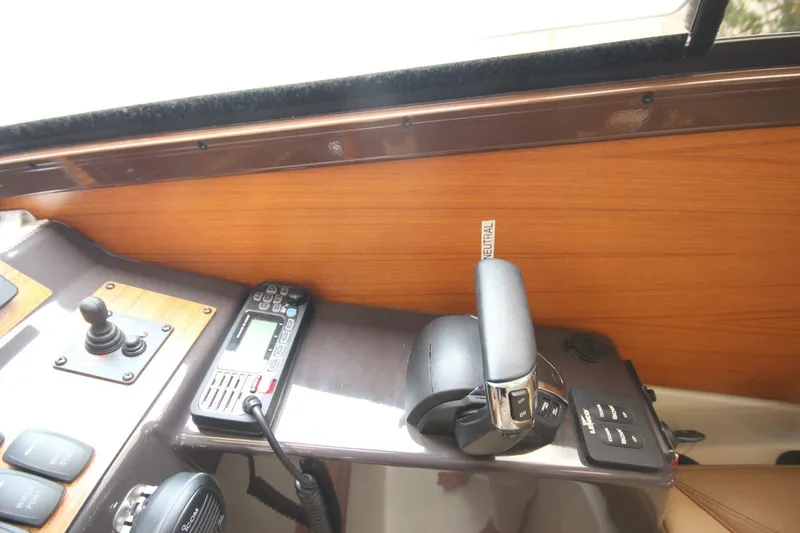 Slide: The Image of Ranger Tug R-27 Luxury Edition & Custom Trailer 2023 - 5637717