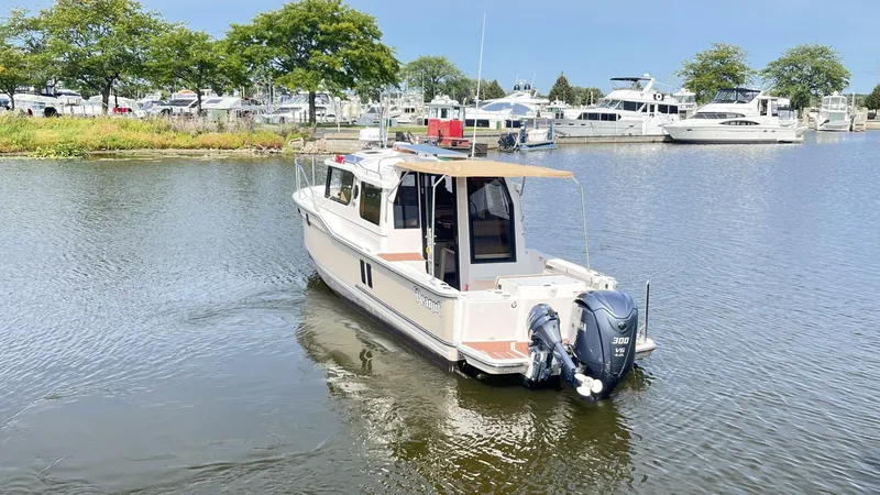 Slide: The Image of Ranger Tug R-27 Luxury Edition & Custom Trailer 2023 - 5637652