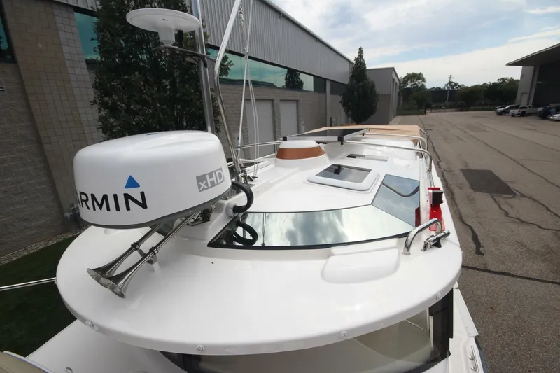 Slide: The Image of Ranger Tug R-27 Luxury Edition & Custom Trailer 2023 - 5637729