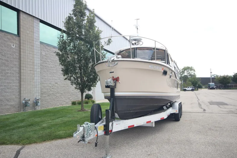 Slide: The Image of Ranger Tug R-27 Luxury Edition & Custom Trailer 2023 - 5637671