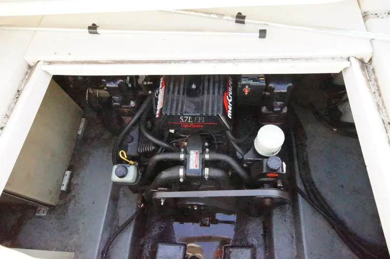 Slide: The Image of Sea Ray 25 1997 - 5637790