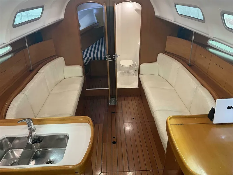 Slide: The Image of Beneteau 40.7 1999 - 5638234
