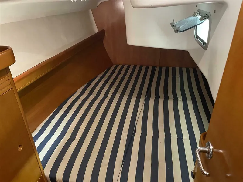 Slide: The Image of Beneteau 40.7 1999 - 5638235