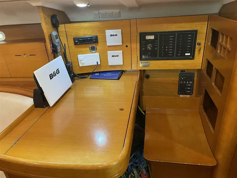 Slide: The Image of Beneteau 40.7 1999 - 5638239