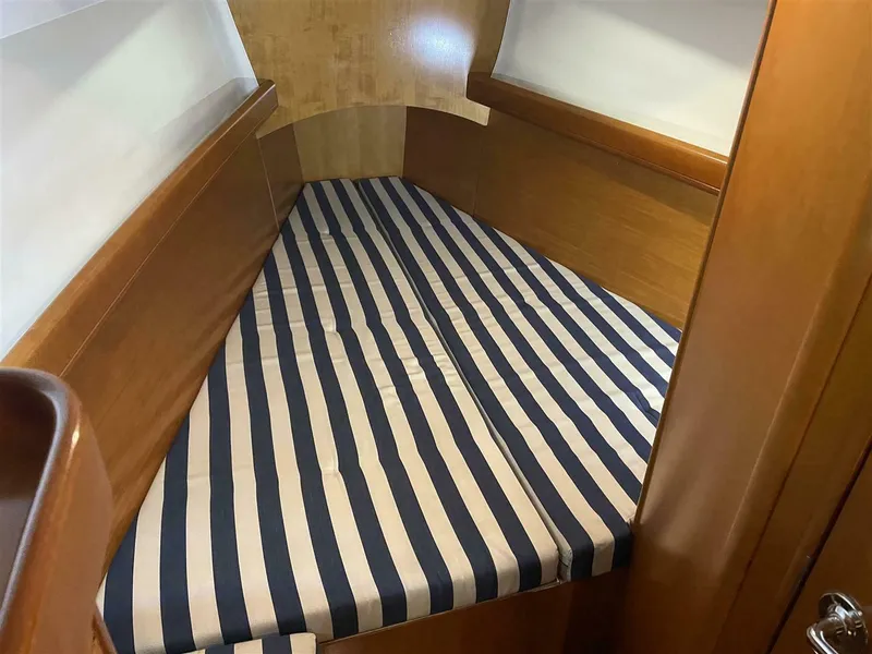 Slide: The Image of Beneteau 40.7 1999 - 5638250