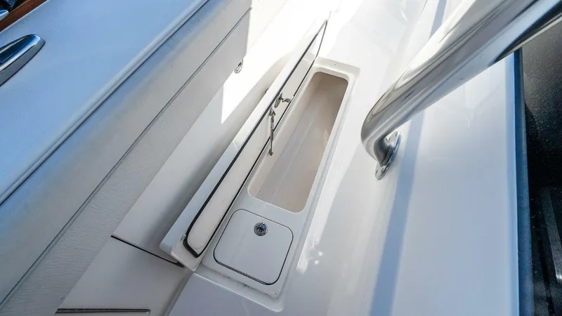 Slide: The Image of Valhalla Boatworks V-46 2023 - 5638111