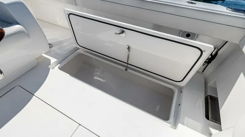 Slide: The Image of Valhalla Boatworks V-46 2023 - 5638087