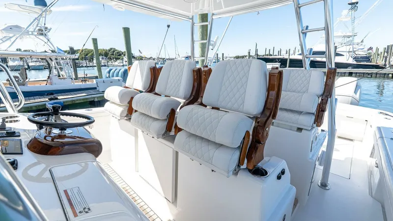 Slide: The Image of Valhalla Boatworks V-46 2023 - 5638110