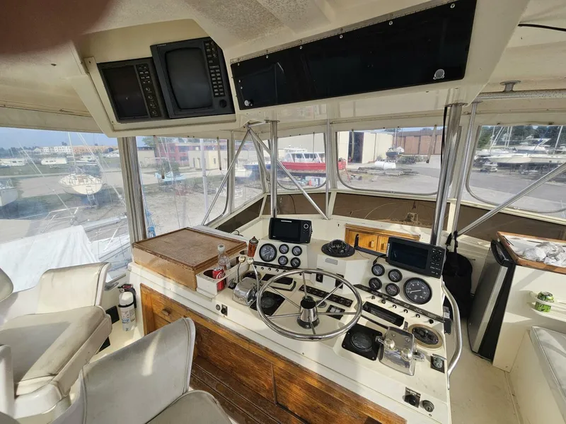 Slide: The Image of Viking 46 Convertible 1984 - 5638413