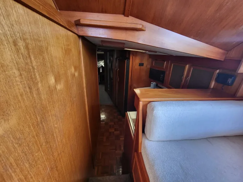 Slide: The Image of Viking 46 Convertible 1984 - 5638329